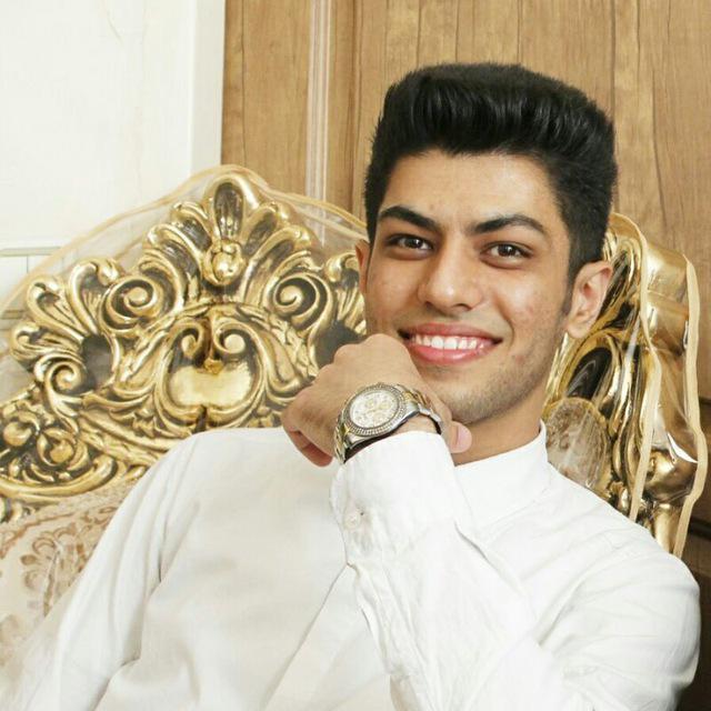 متین آریافر